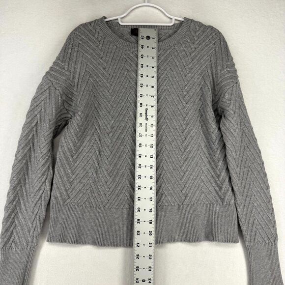 Truth by Republic Gray Argyle Pattern Sweater Womens Size M - Picture 10 of 10